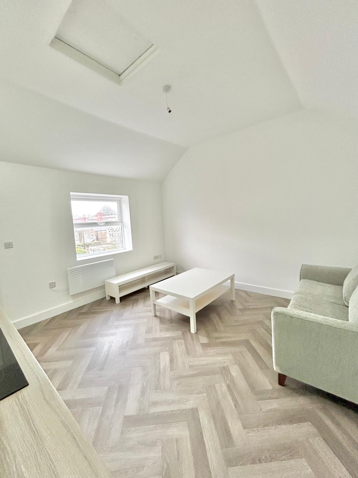 Flat Claude Road in Cardiff