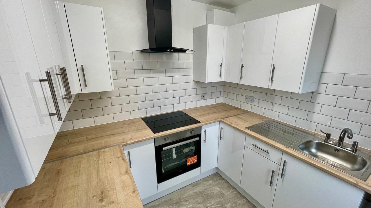 House Marne Close in Wem