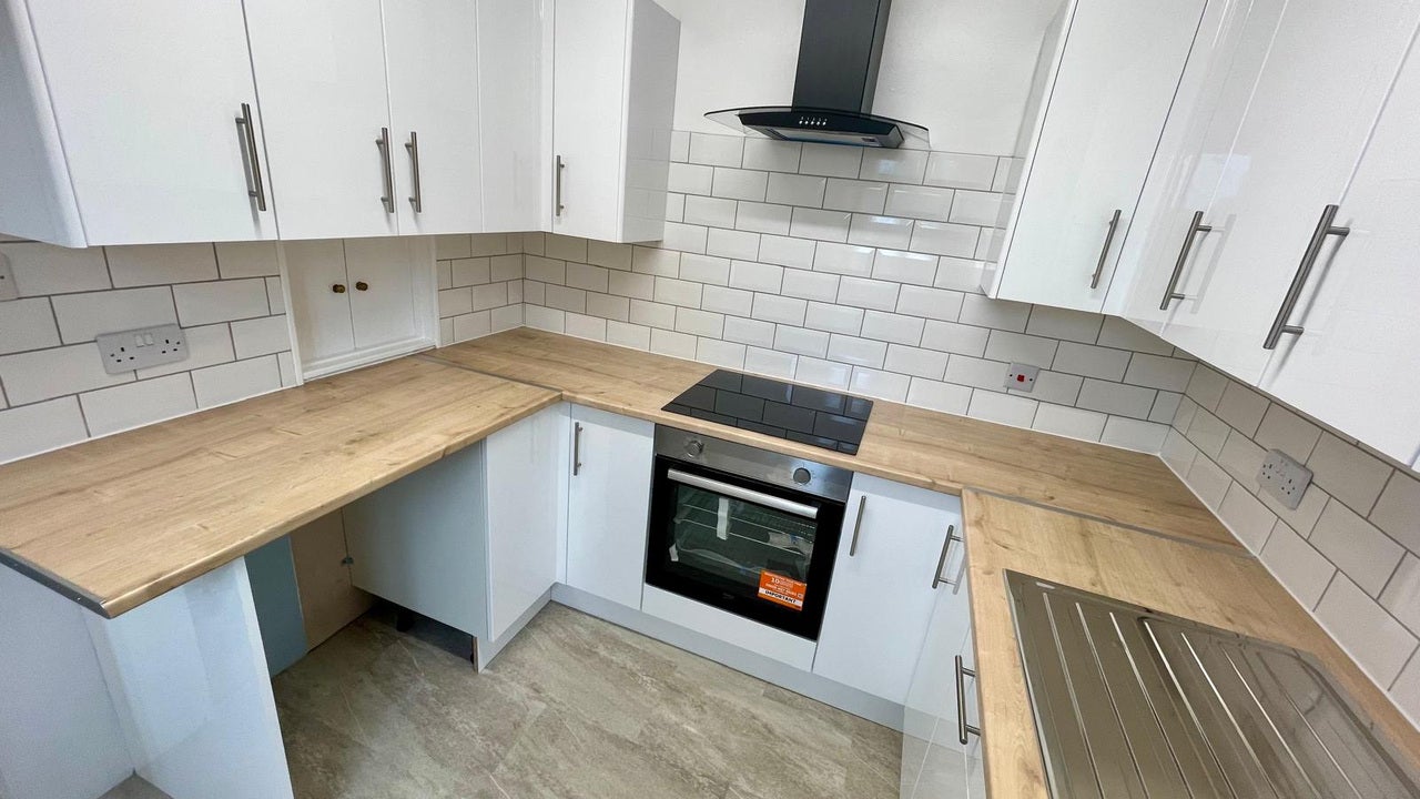 House Marne Close in Wem