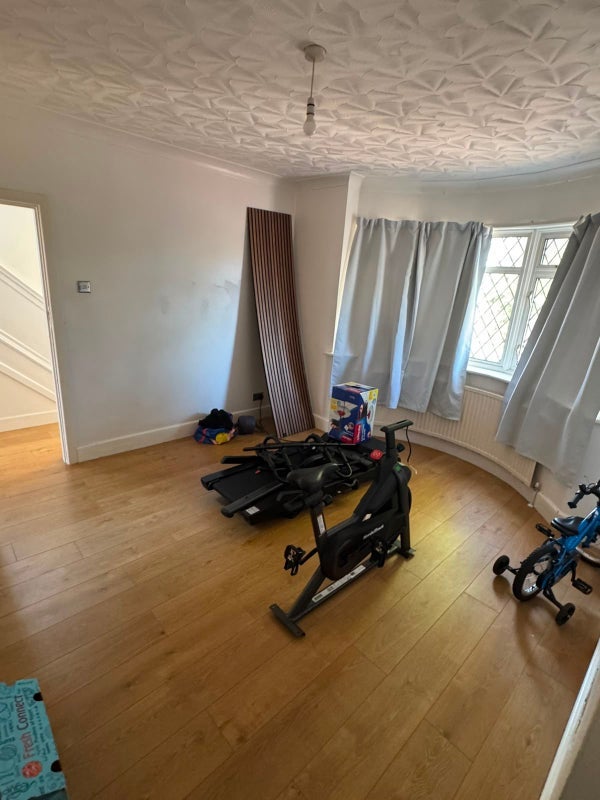 Room Wricklemarsh Road in Greater London