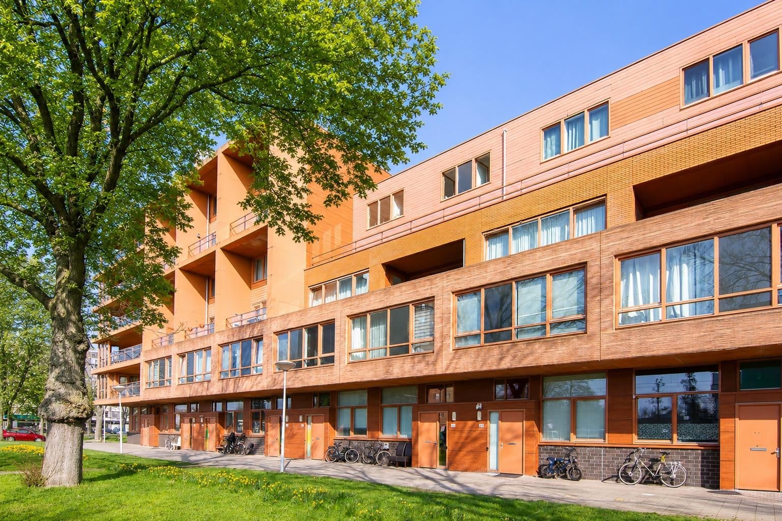 Appartement Dedemsvaartweg in Den Haag