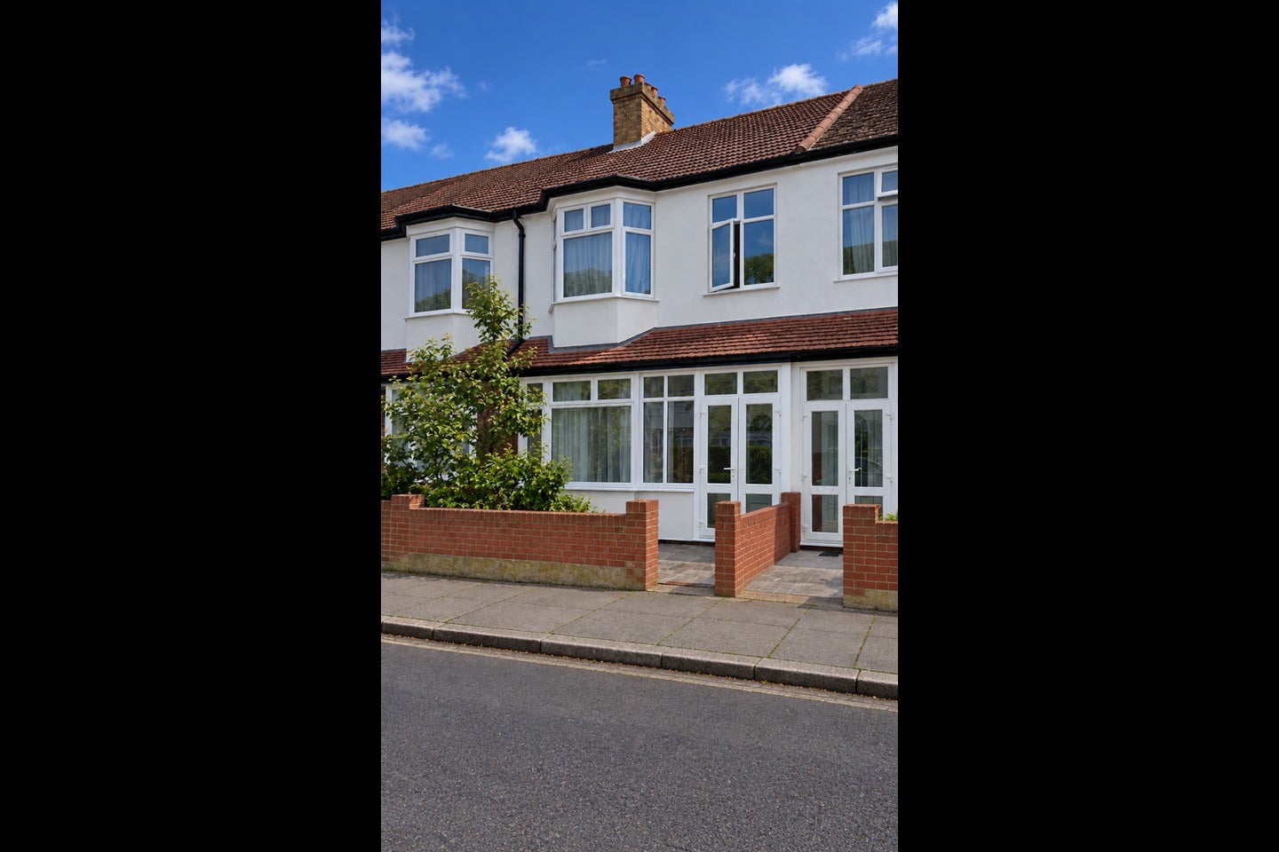 Flat Ladysmith Road in Greater London