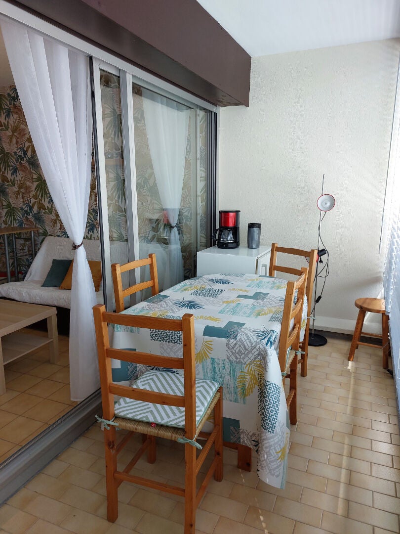 Room Chemin des Quilles in Sète