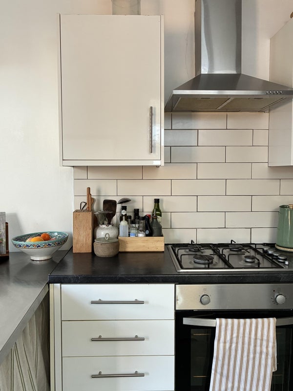 Room Glenarm Road in Greater London