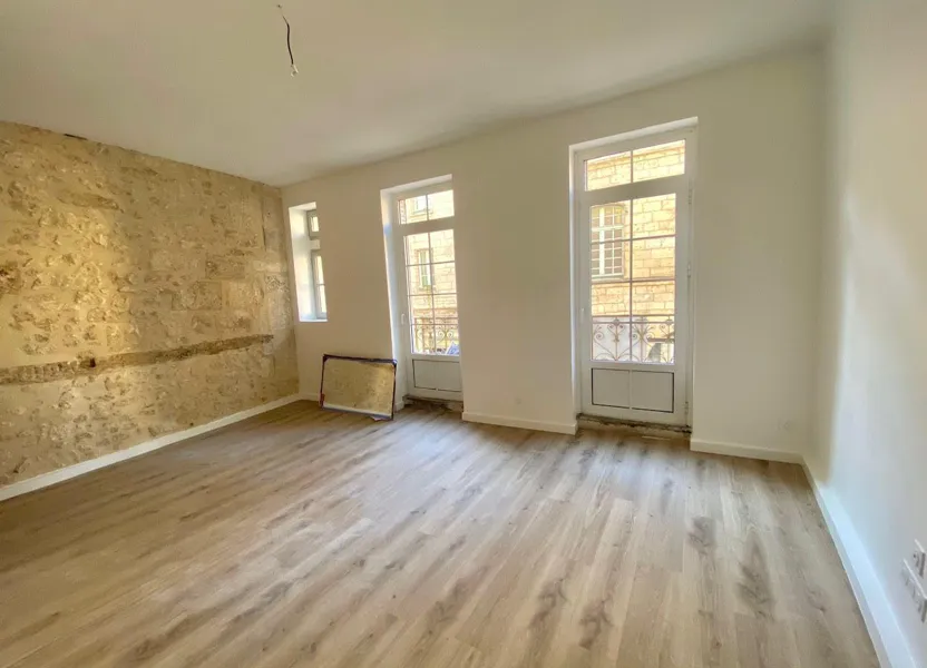 Flat Rue Taillefer in Périgueux