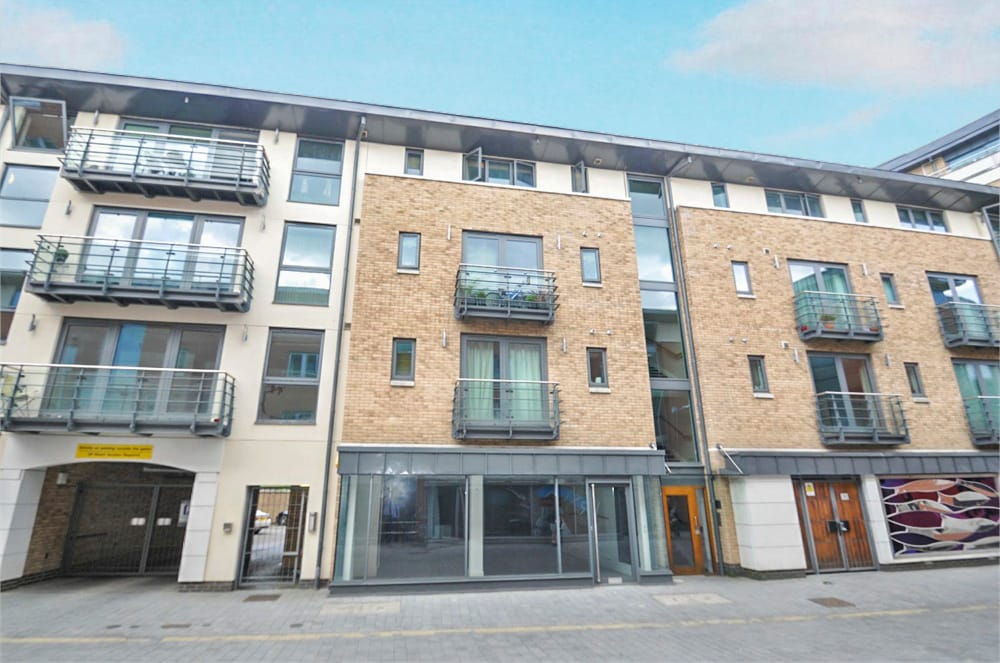 Flat Bond Street in Chelmsford