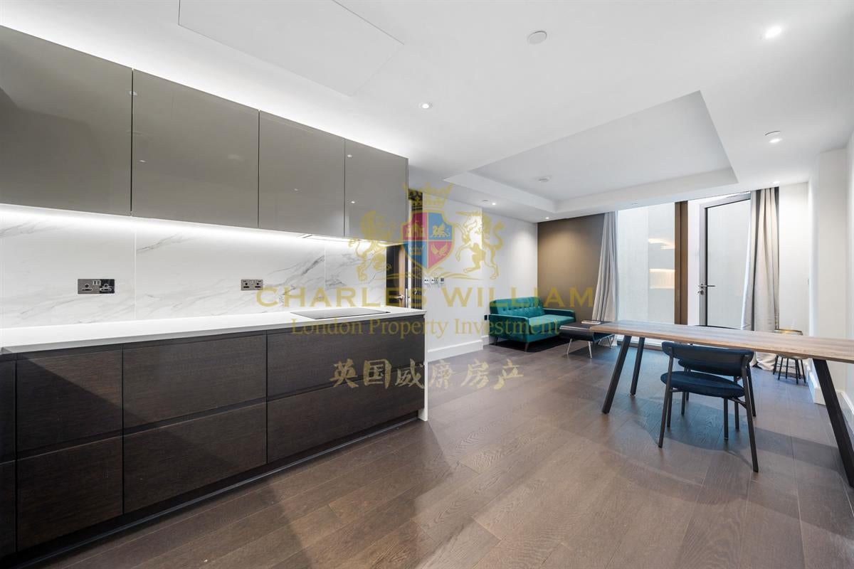 Flat Warwick Lane in Greater London
