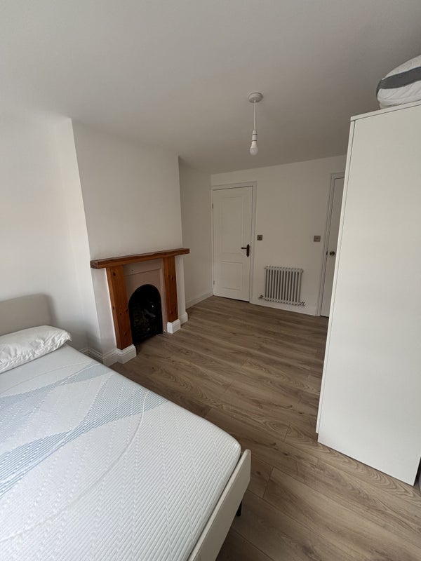 Room Crofton Road in Greater London