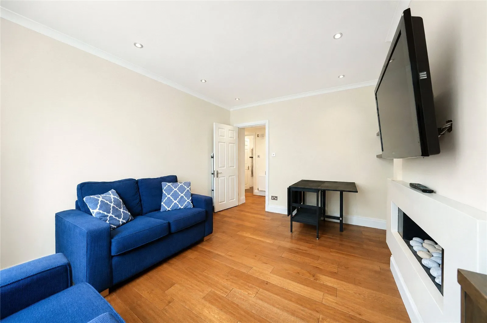 Flat Scott Ellis Gardens in City of Westminster