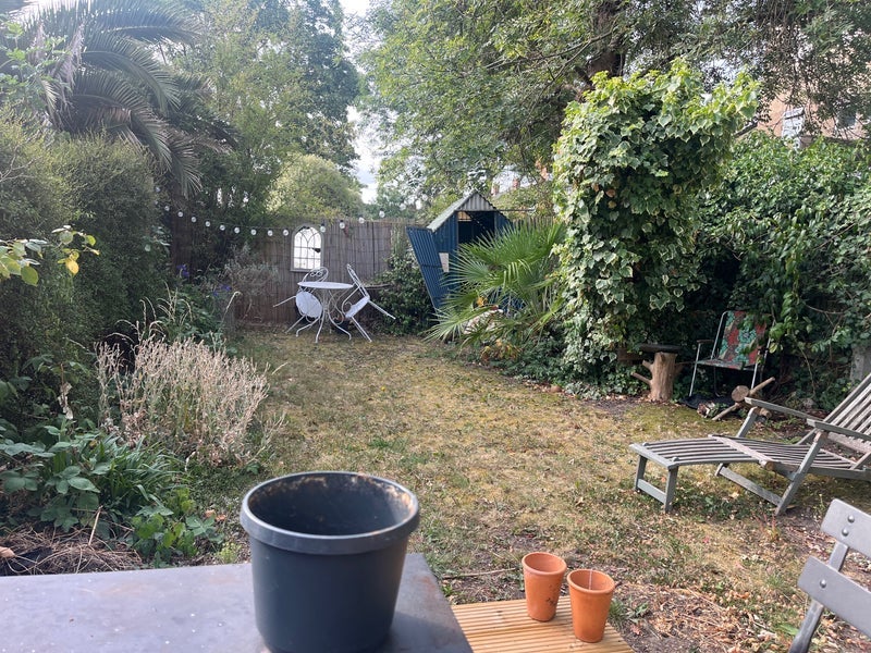 Room Penge Road in Greater London