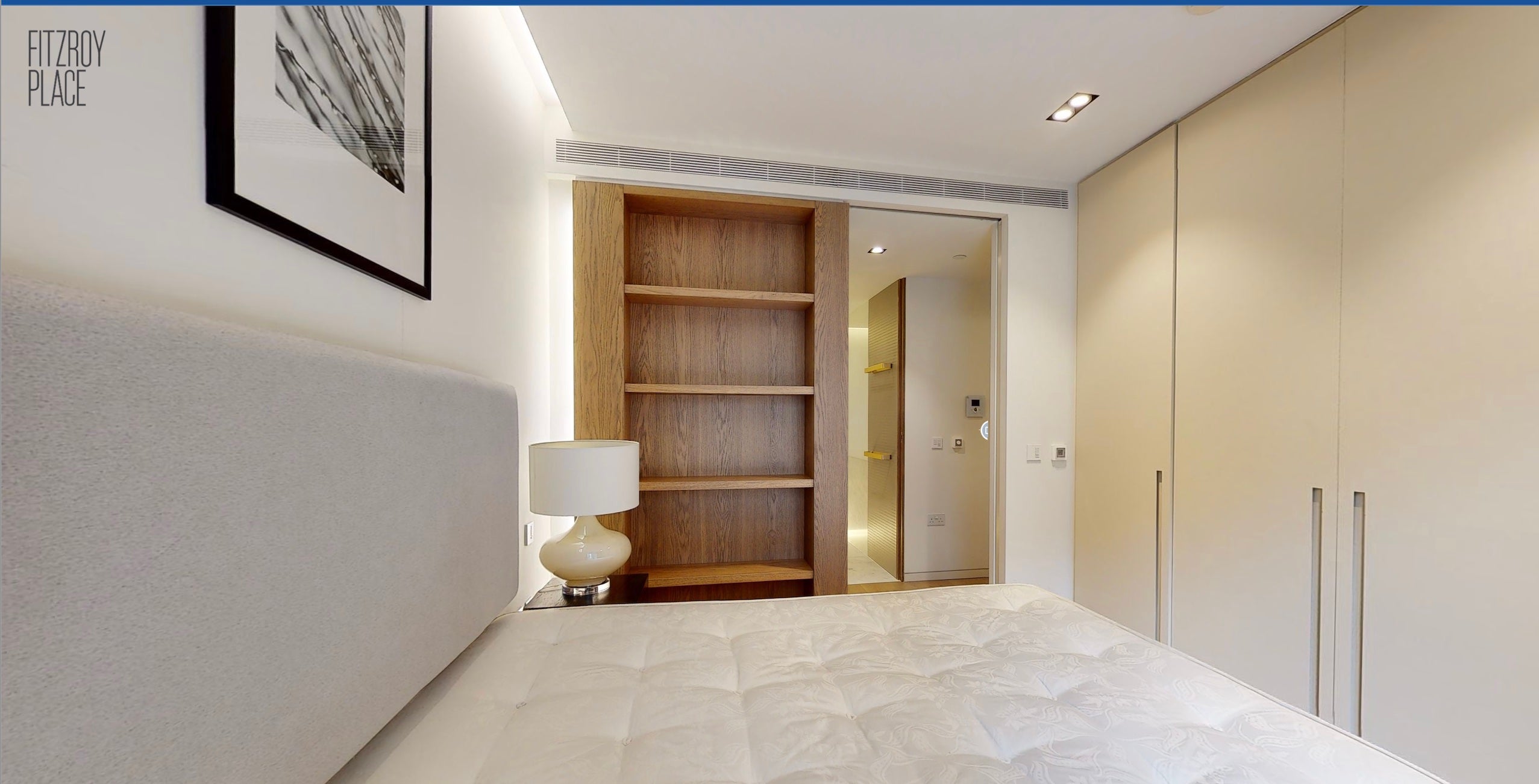 Flat Cleveland Street in Greater London