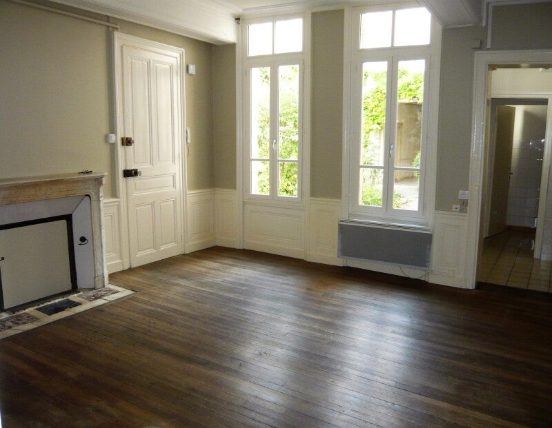 Flat Rue Jaillant Deschainets in Troyes