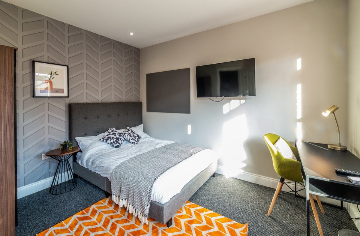Room Derby Road in Nottingham