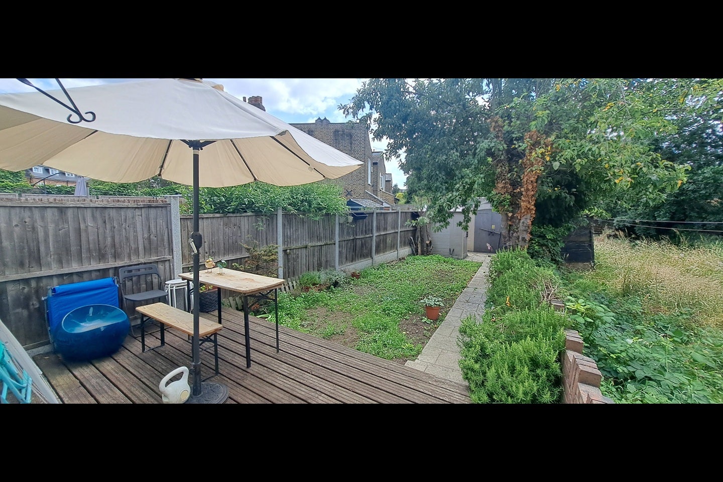 Room Drayton Road in Greater London