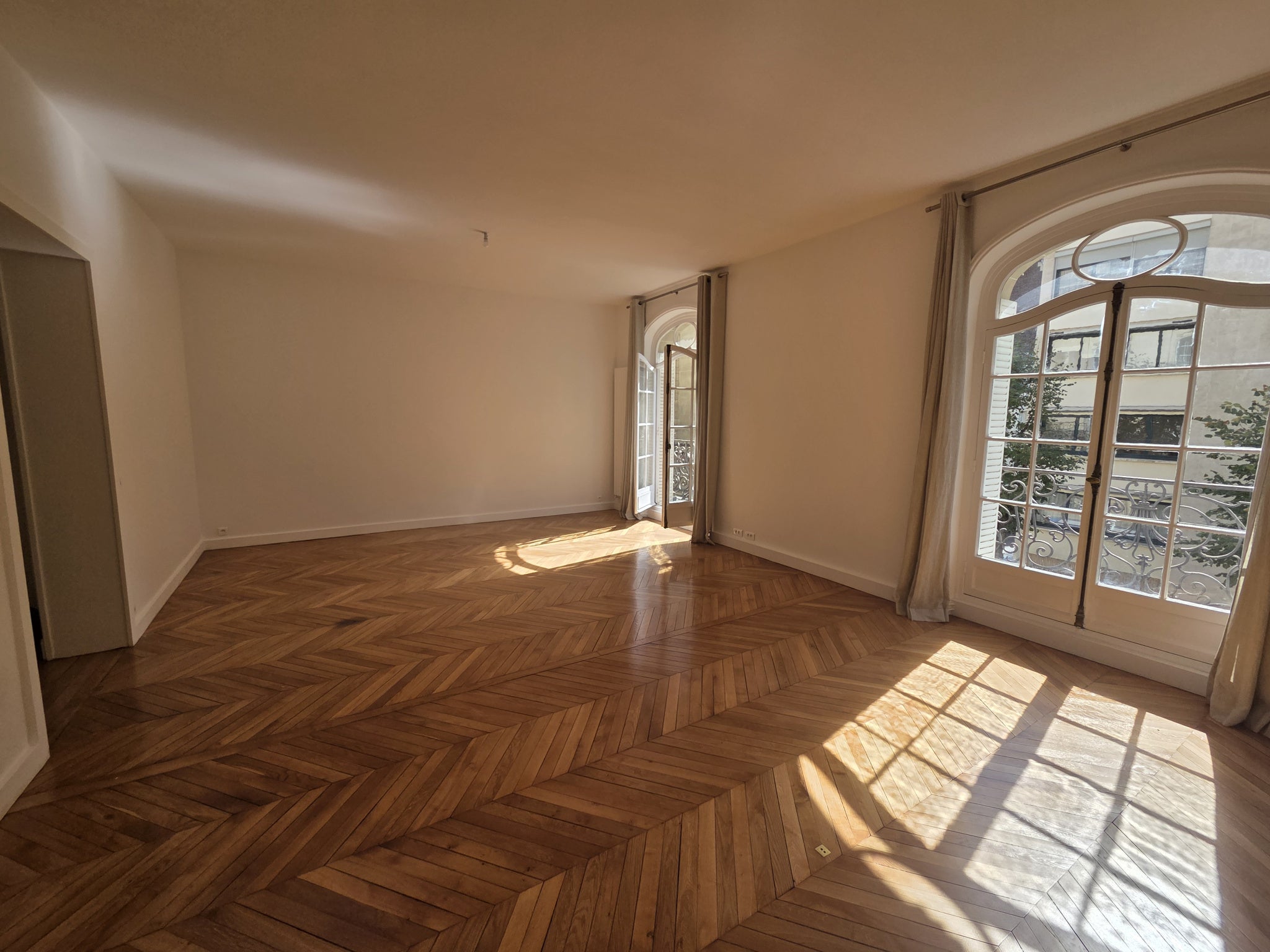 Flat Rue Perronet in Neuilly-sur-Seine