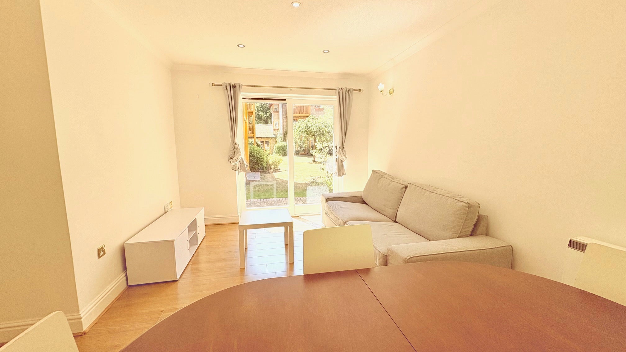 Flat Brooklands Court in Cambridge