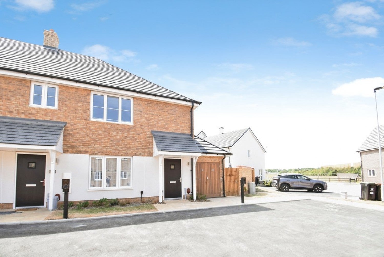 Flat Barley Road in Finchampstead