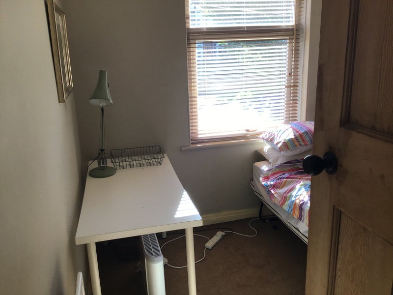 Room Becketts Park Crescent in Leeds