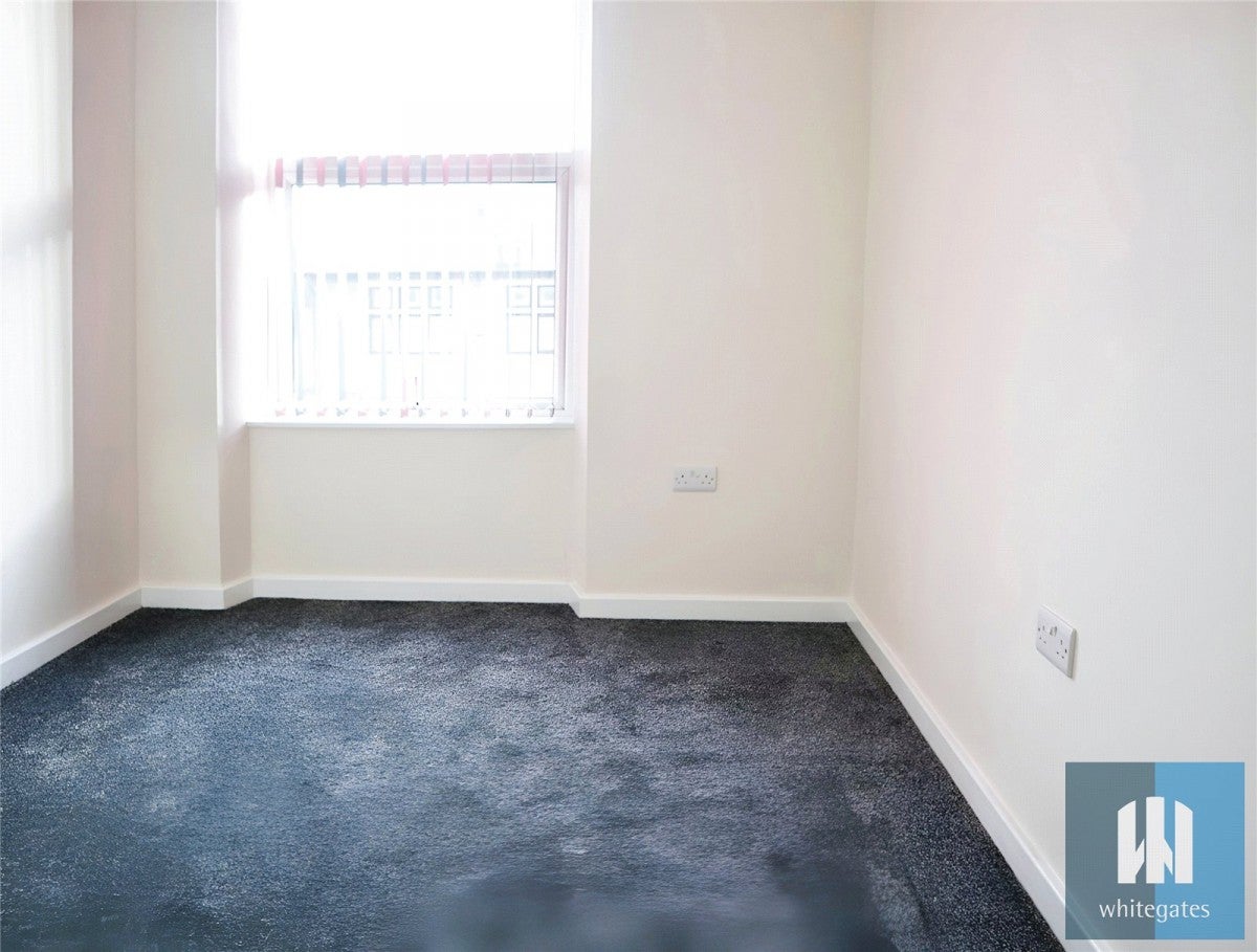 Flat Albany Street in Kirklees