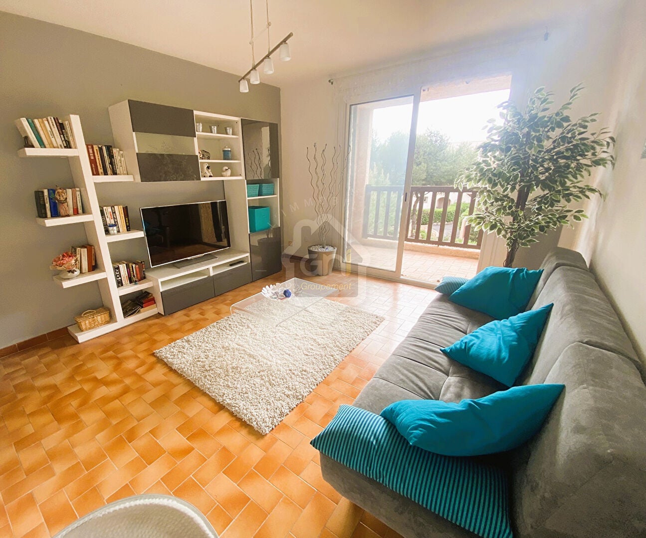 Flat Avenue de Lariano in Sausset-les-Pins
