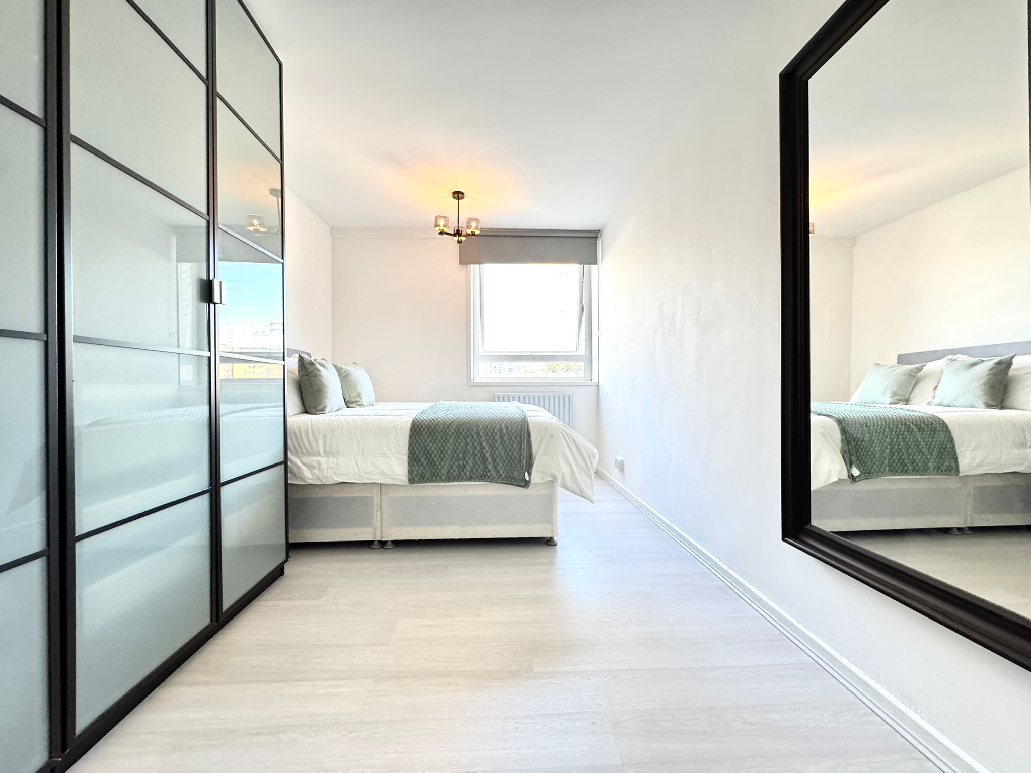 Flat The Quarterdeck in Greater London