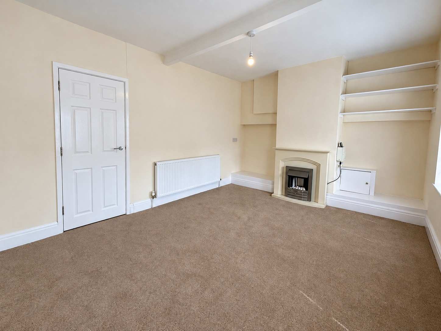 Flat Riverside Close in Shrewsbury