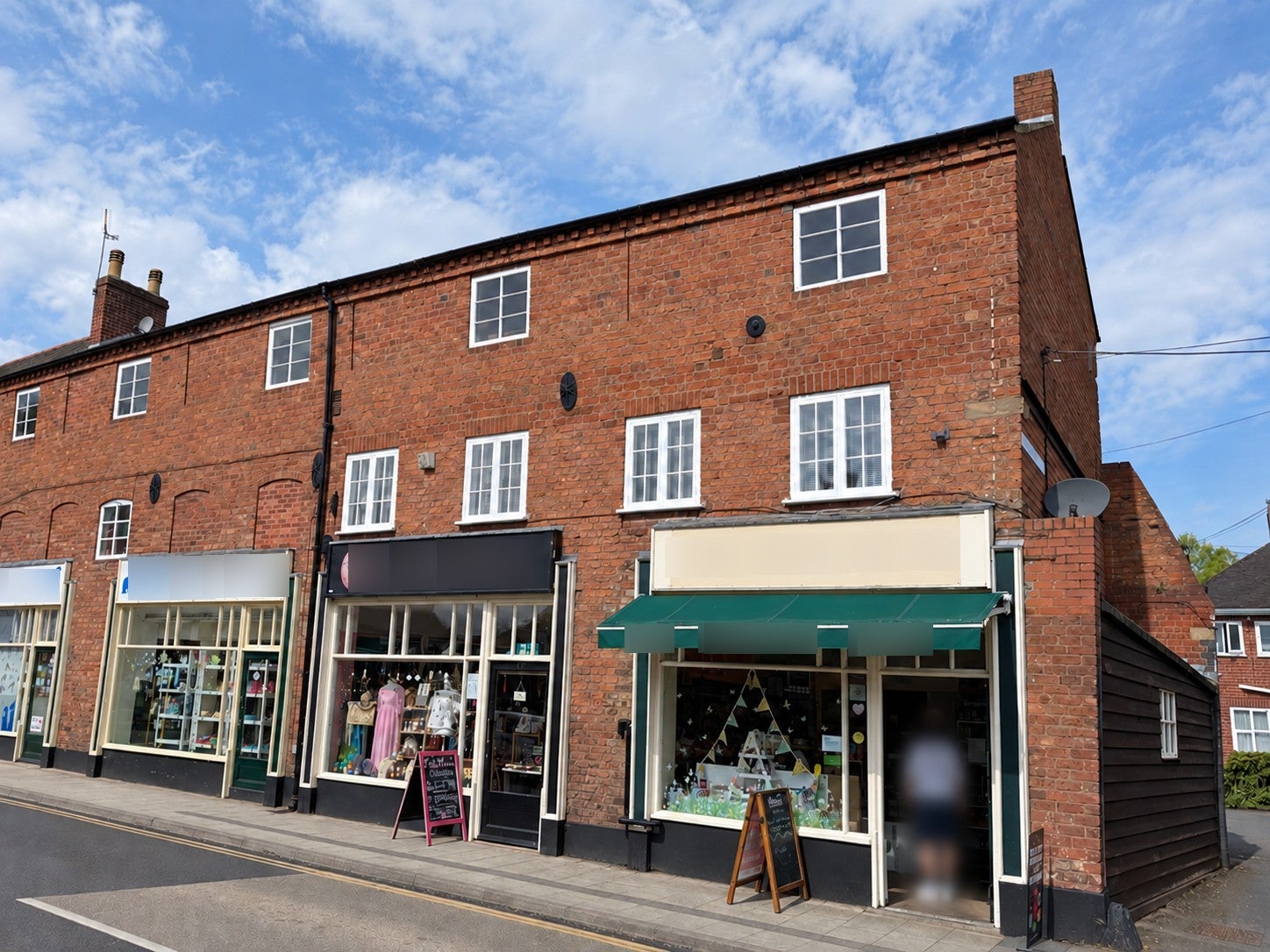 Flat Riverside Close in Shrewsbury