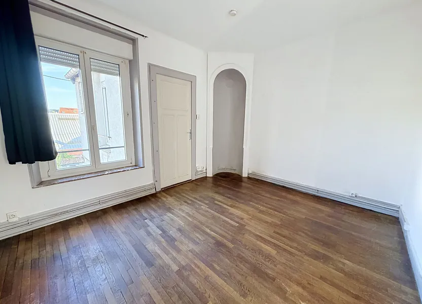 Flat Rue Mac Mahon in Nancy