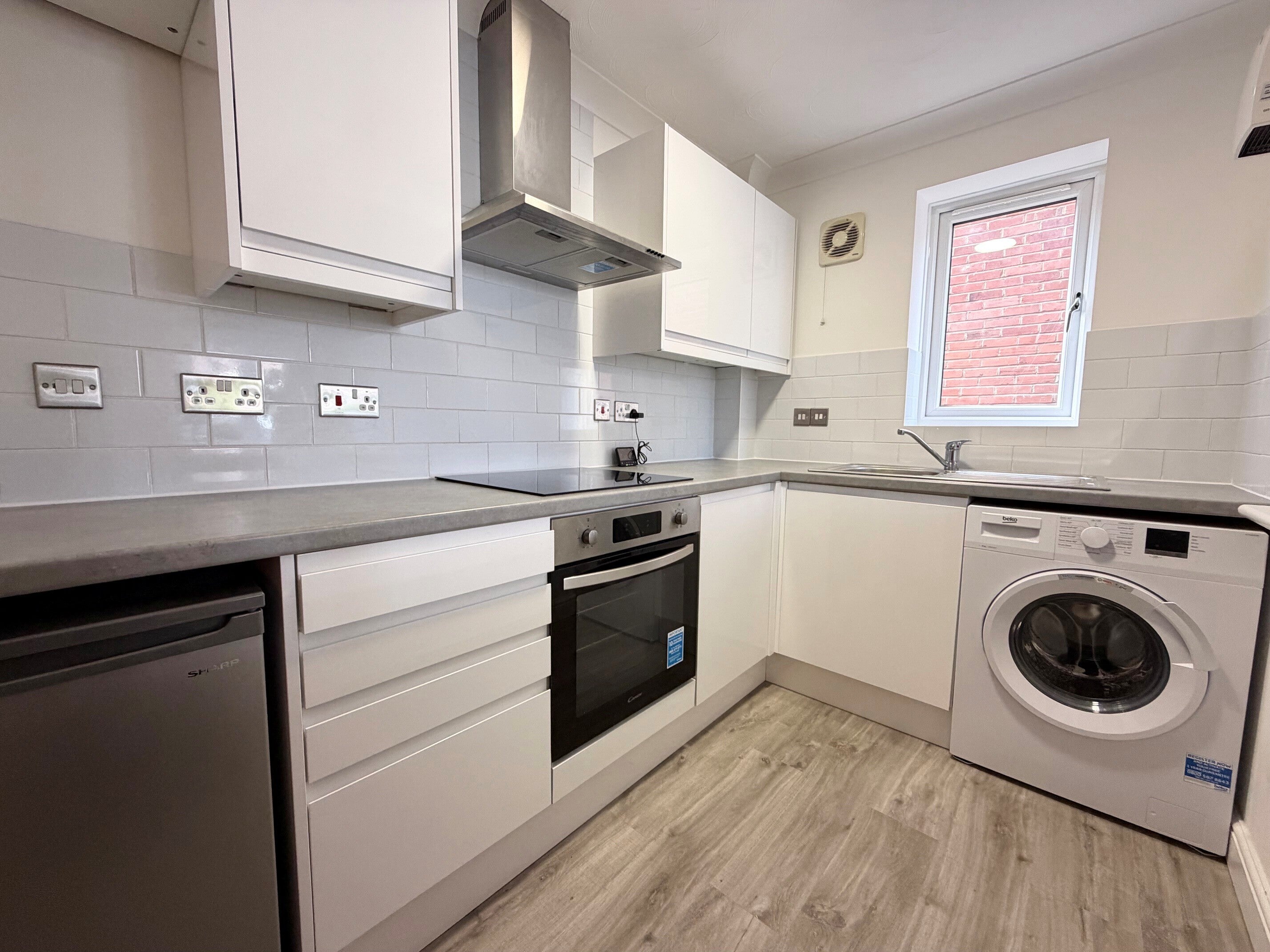Flat Whitworth Road in Southampton