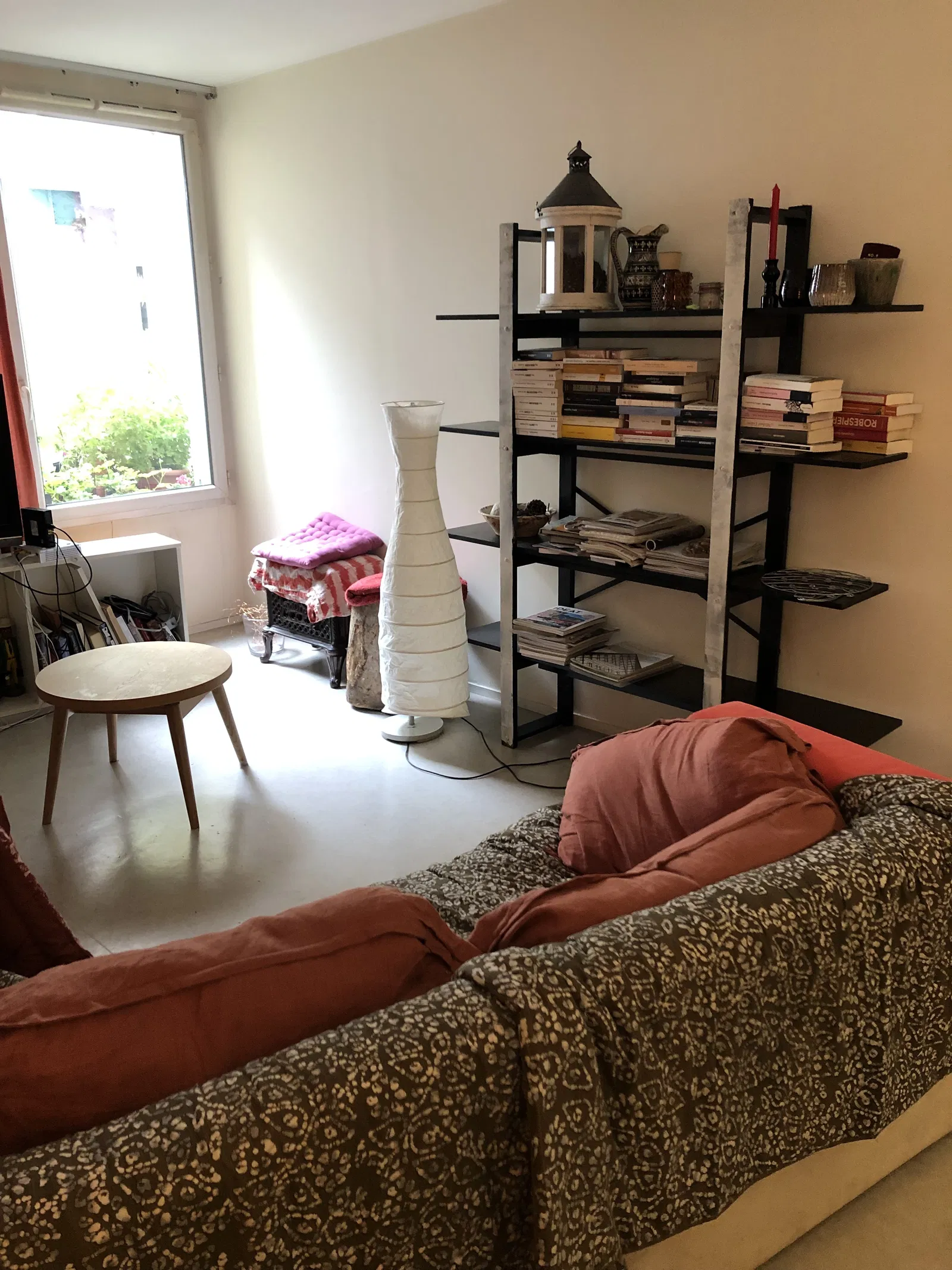 Chambre Rue du Mont Cenis à Paris