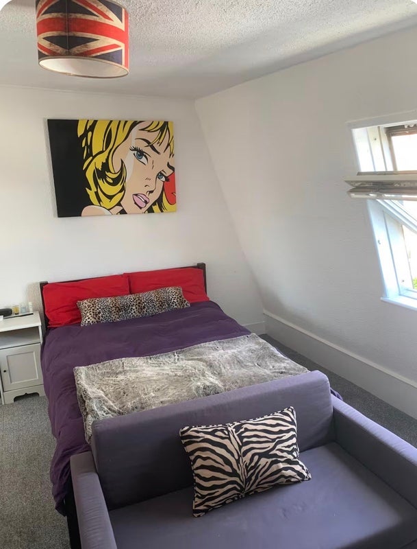 Room Harringay Road in Greater London