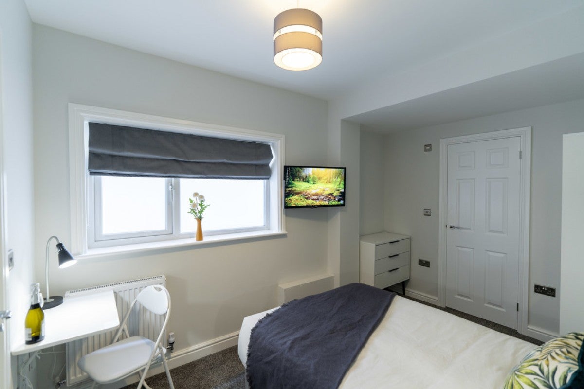 Room Ormsby Street in Reading