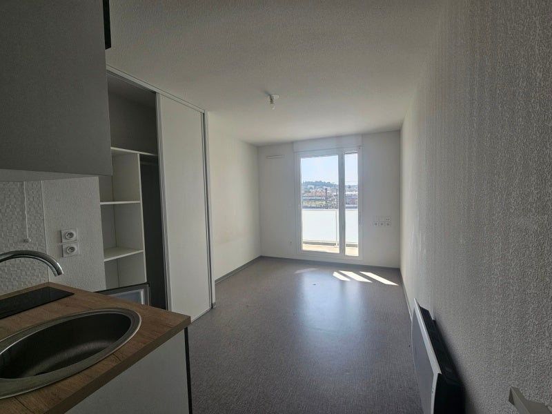 Appartement Route d'Avignon à Nîmes