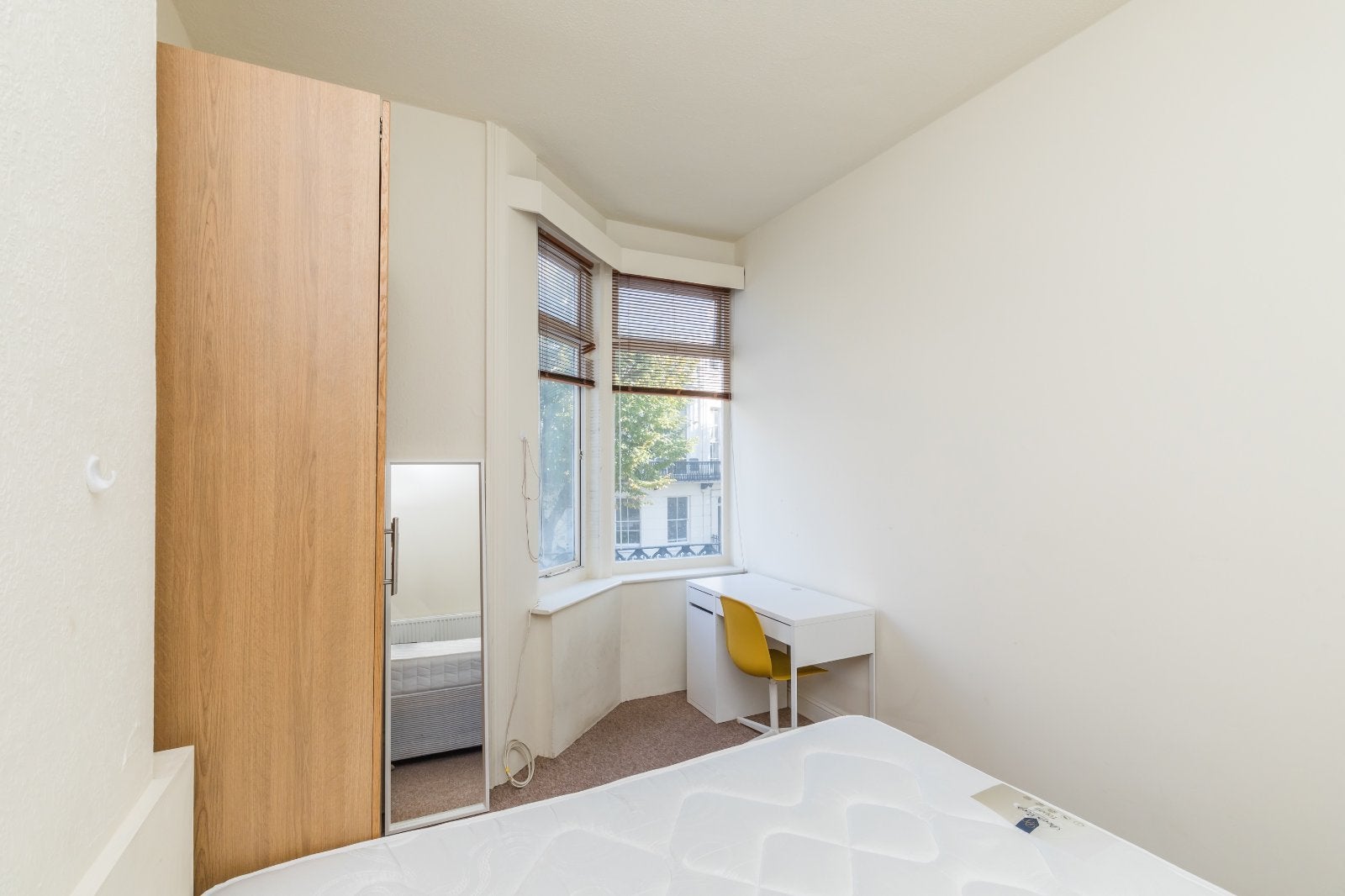 Room Montpelier Place in Brighton
