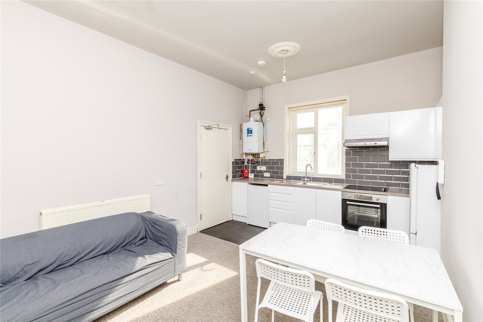 Room Montpelier Place in Brighton