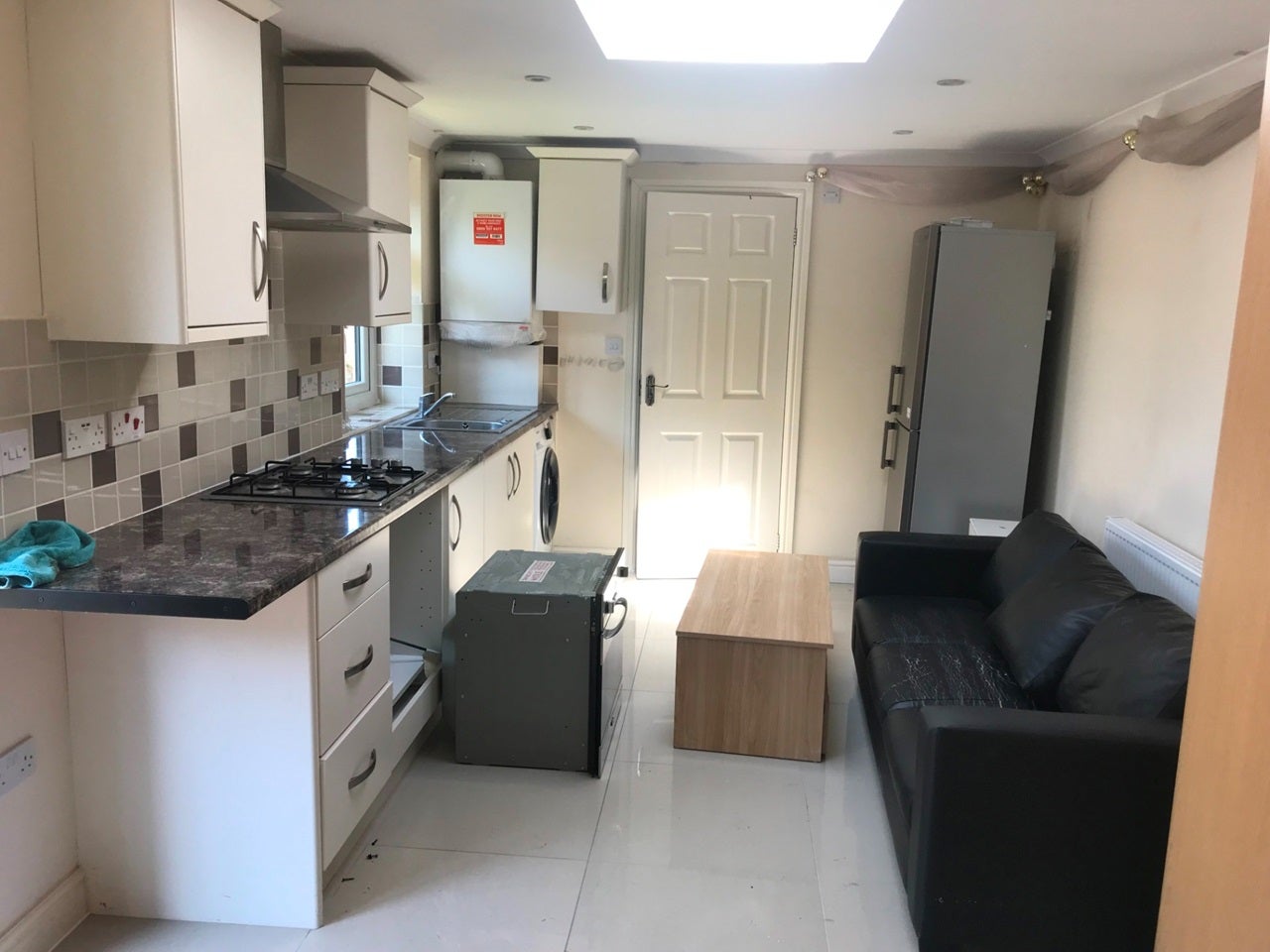 Flat Great South West Road in Greater London
