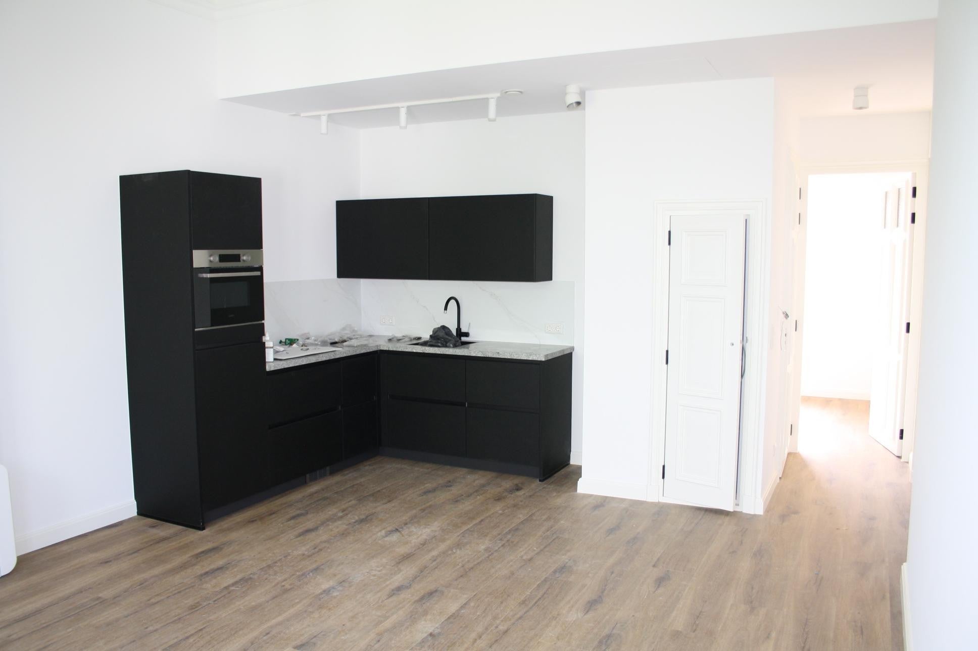 Studio te huur: Stationsdwarsstraat 14B, Sittard