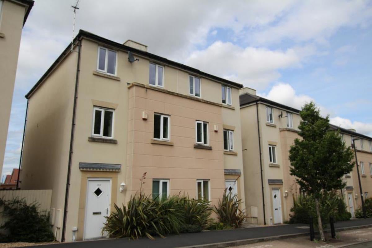 House Long Down Avenue in Stoke Gifford