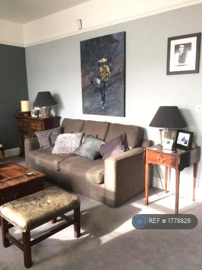 Room Acton Lane in Greater London
