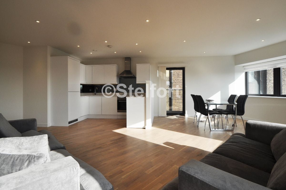 Flat Tufnell Park Road in Greater London