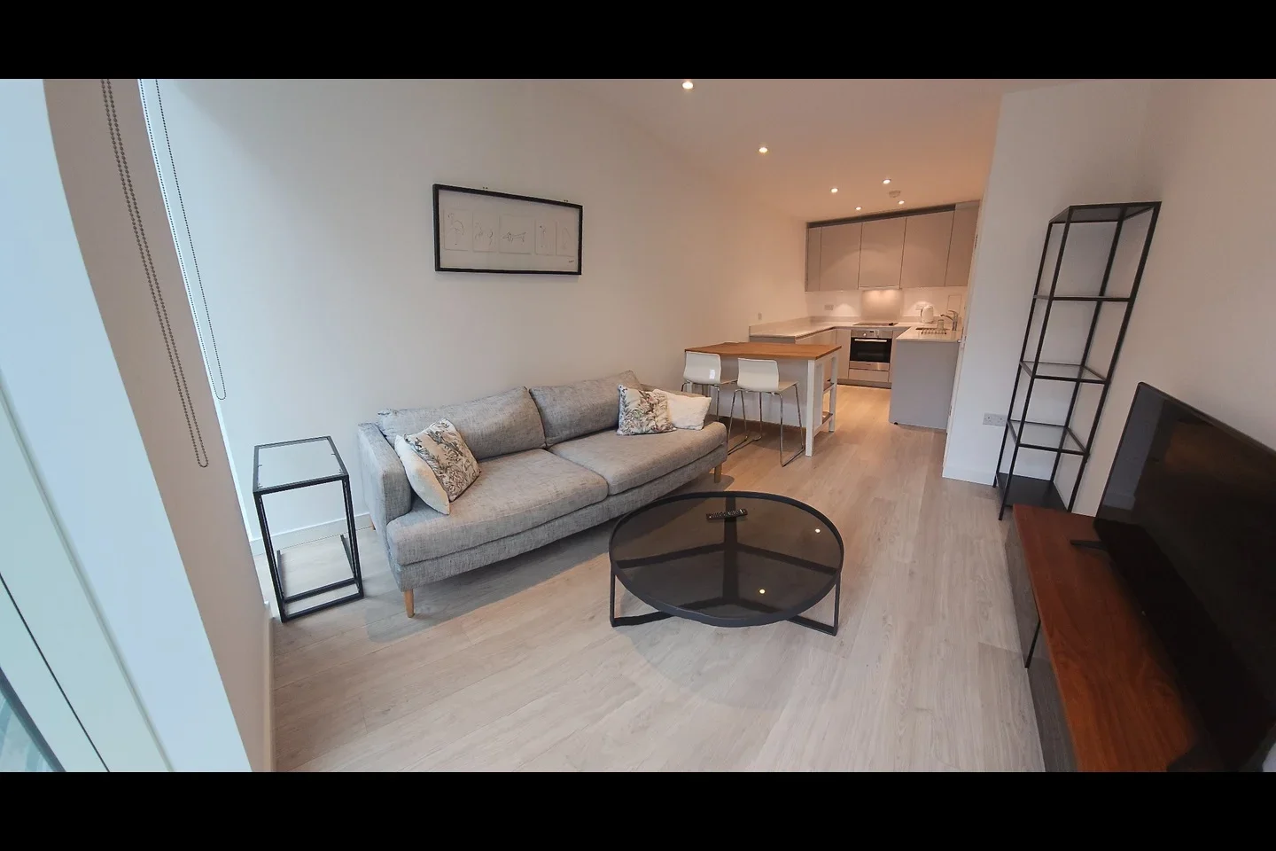 Flat Saffron Square in Greater London