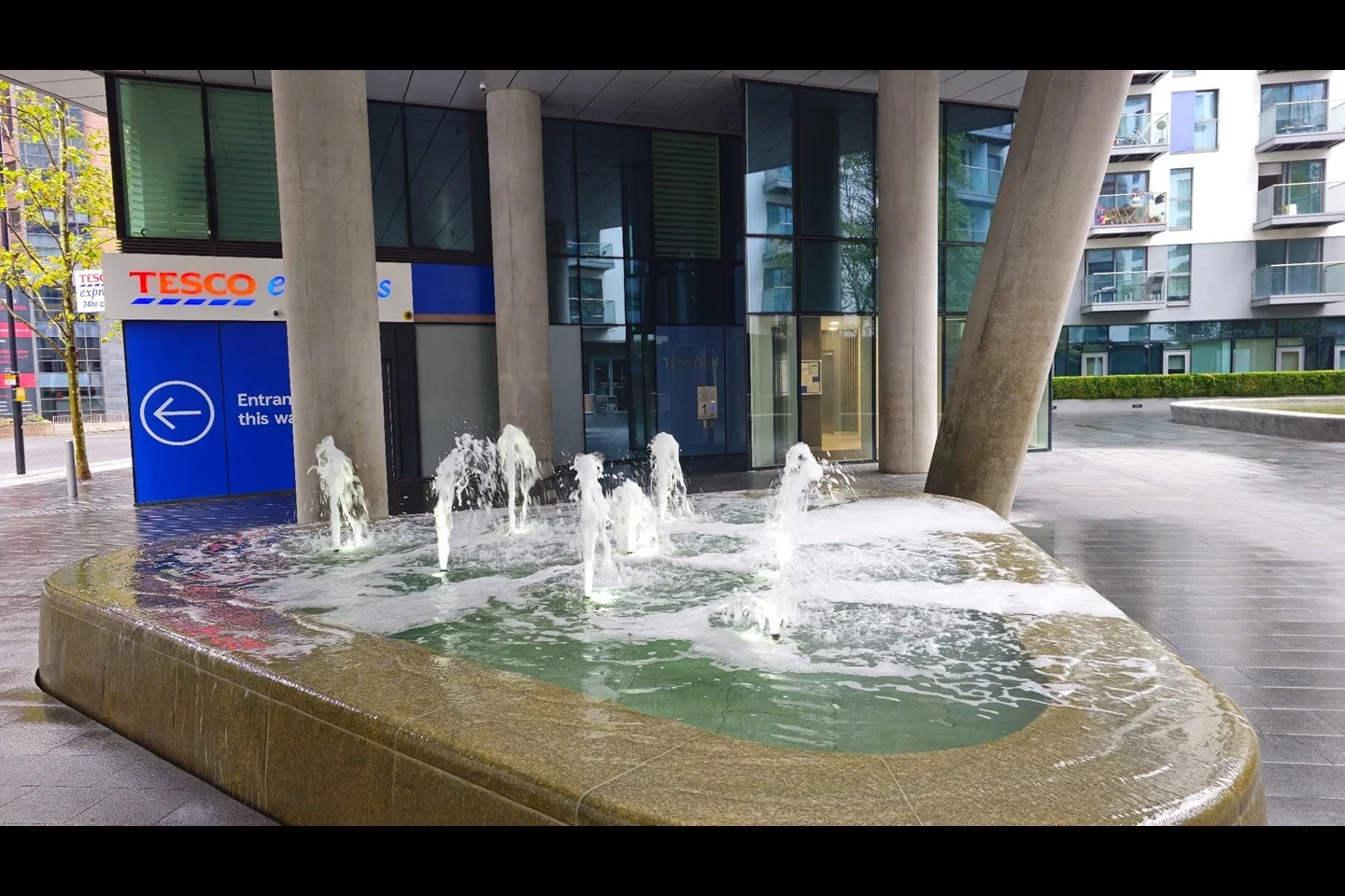 Flat Saffron Square in Greater London