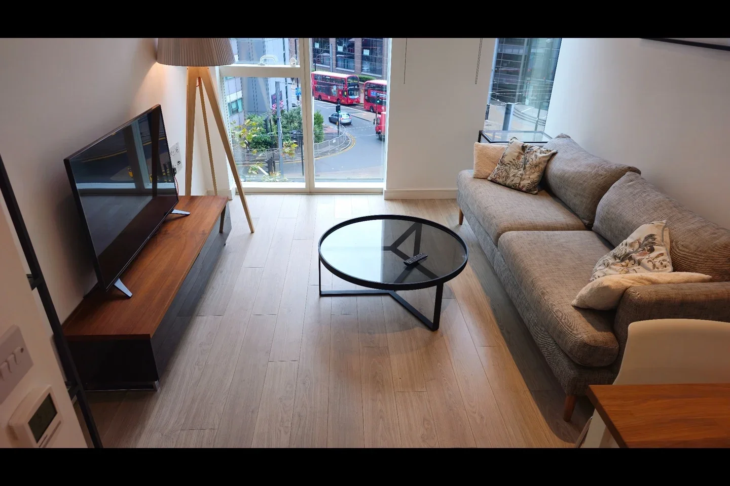 Flat Saffron Square in Greater London