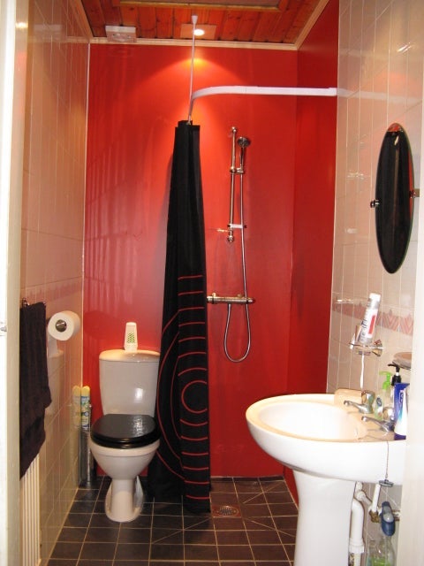 Room Queen Square in Glasgow