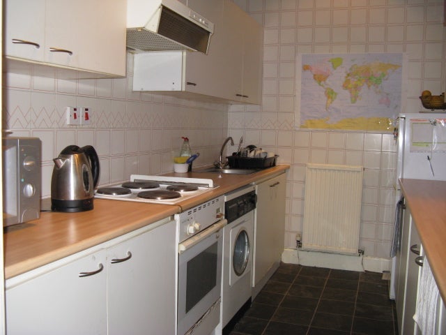Room Queen Square in Glasgow