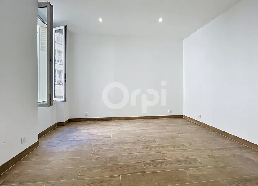 Flat Rue Pasteur in Nogent-sur-Marne