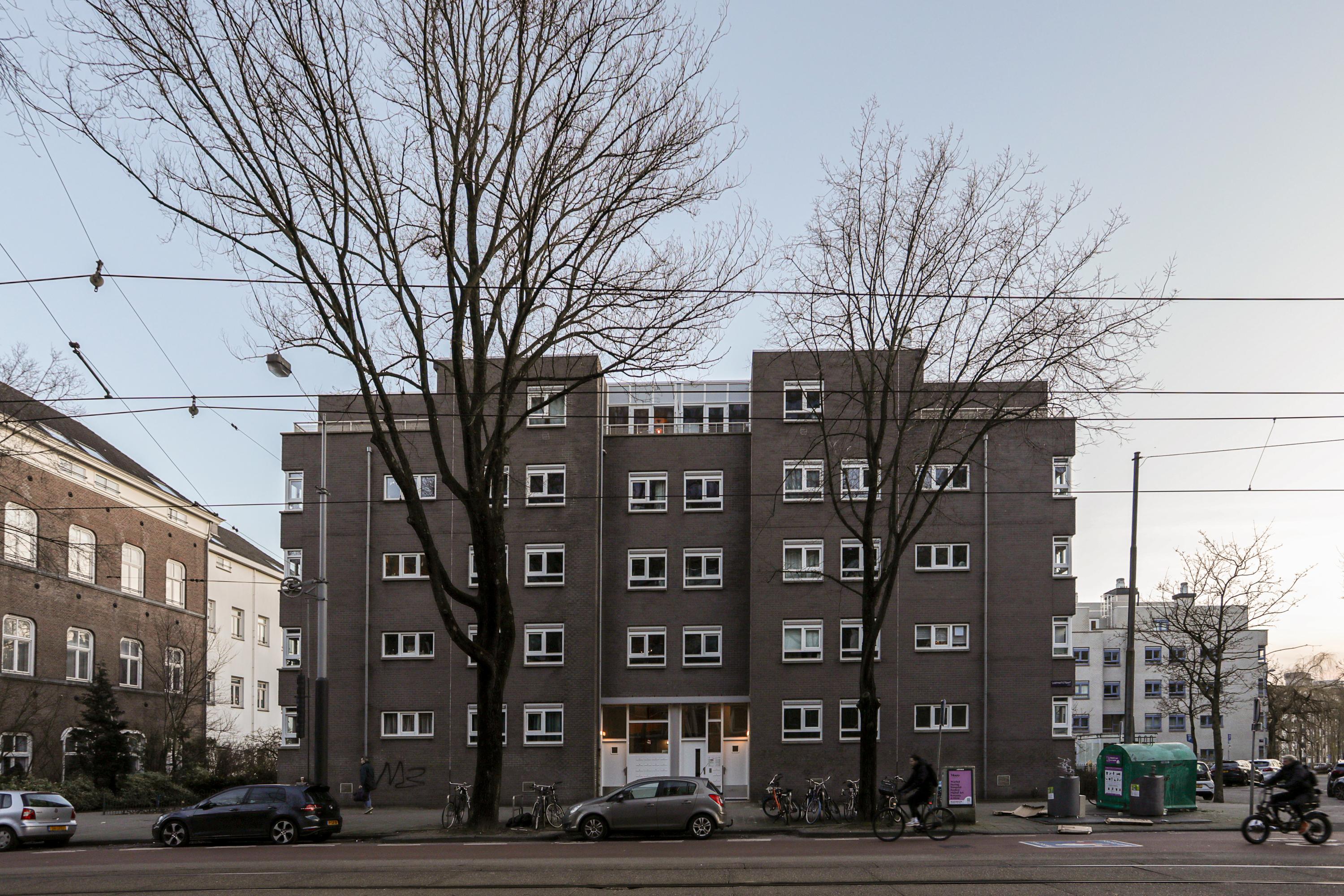 Appartement Sarphatistraat in Amsterdam