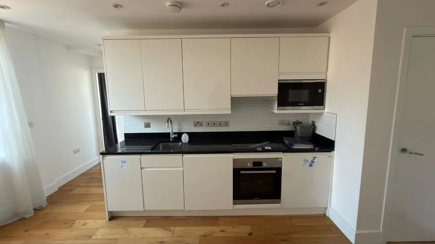 Flat Ashley Avenue in Epsom and Ewell