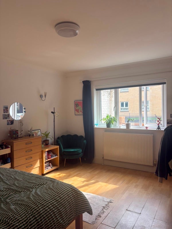 Room Sussex Way in Greater London