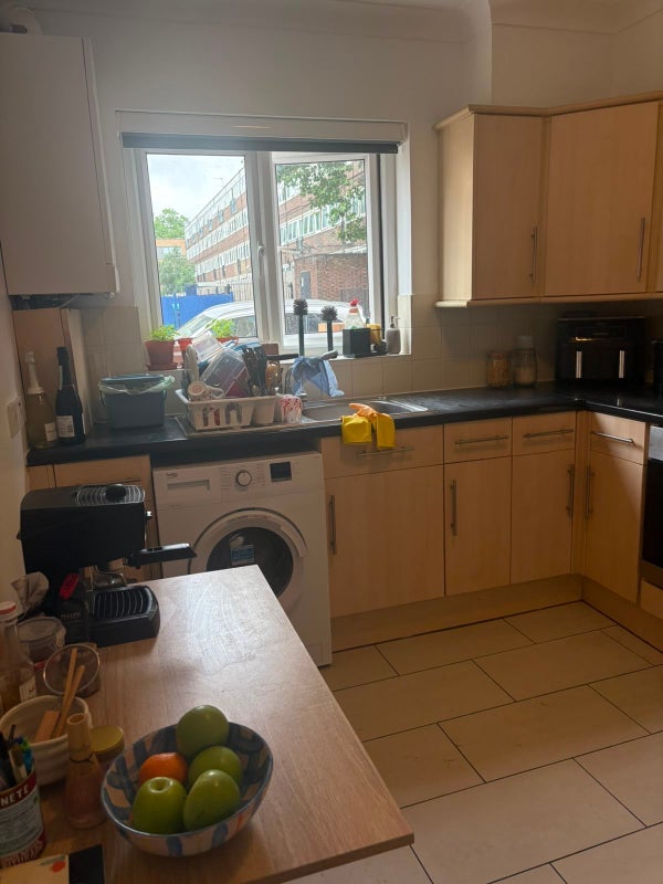 Room Sussex Way in Greater London